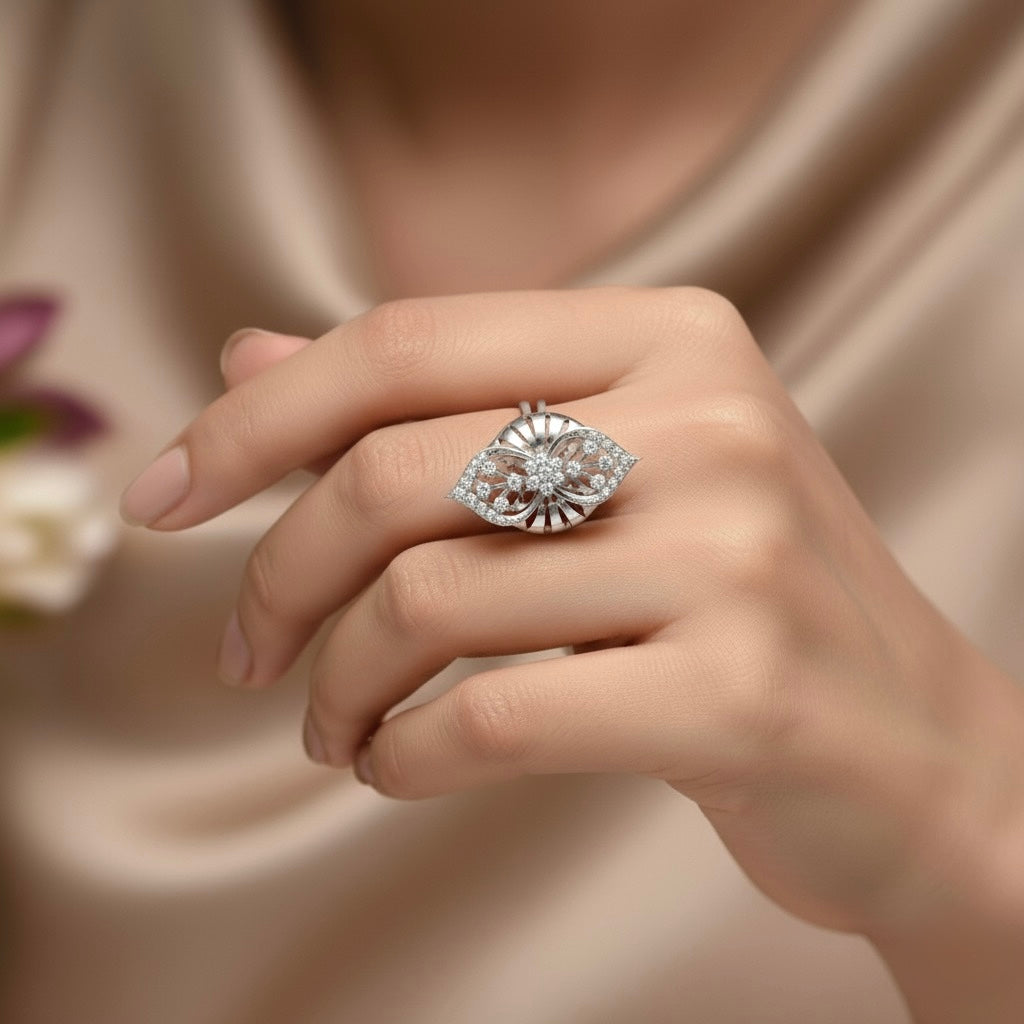 Diamtrendz 925 sterling silver Rhodium plated cubic zirconia floral ring