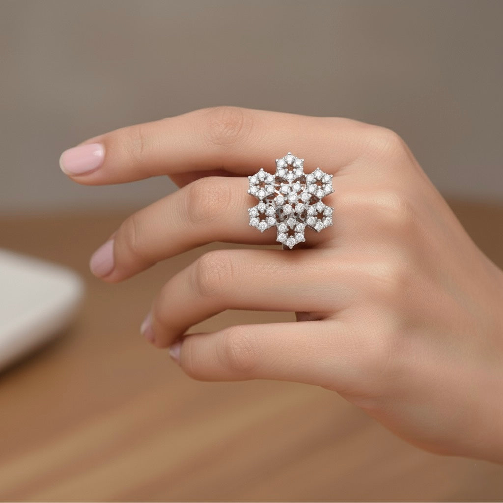 Diamtrendz 925 sterling silver Rhodium plated cubic zirconia floral ring