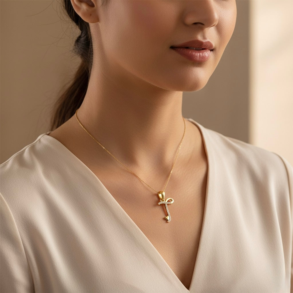 gold plated 925 sterling silver letter T pendant